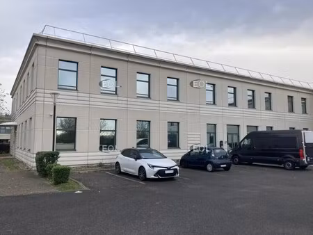 location local d’activités creteil 94000 721m²