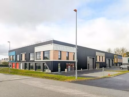 location local d'activités 280 m² à 2 766 m²