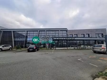 location local d'activités 6 000 m²