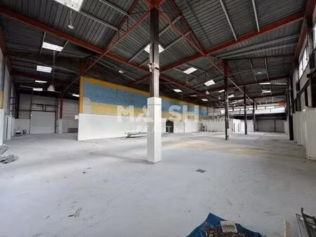 location local d’activités saint etienne 42000 1121m²