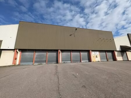 location local d’activités saint etienne du rouvray 76800 400m²