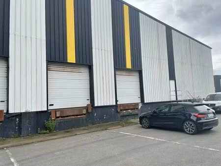 location entrepôt brest 29200 1500m²