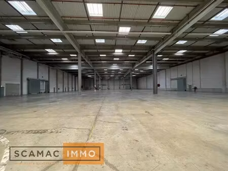 location entrepôt combs la ville 77380 41918m²