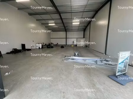 location entrepôt lons 64140 240m²