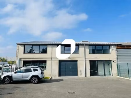 location local d’activités brie comte robert 77170 161m² à 993m²