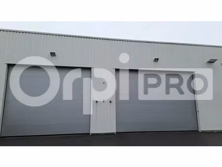 location local d'activités 500 m²