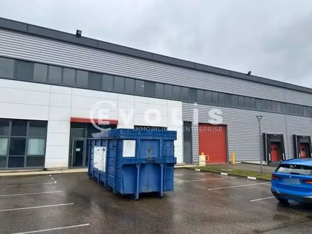 location local d’activités meyzieu 69330 1531m²