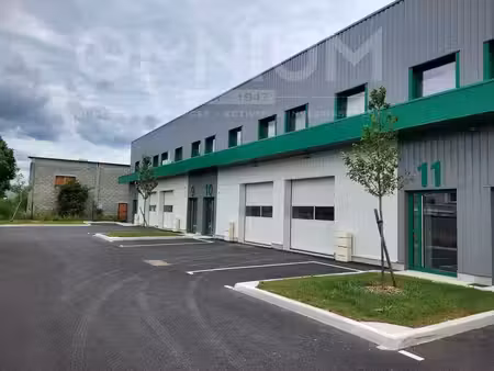location local d’activités mions 69780 477m²