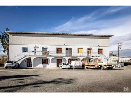 location local d'activités 1 450 m²