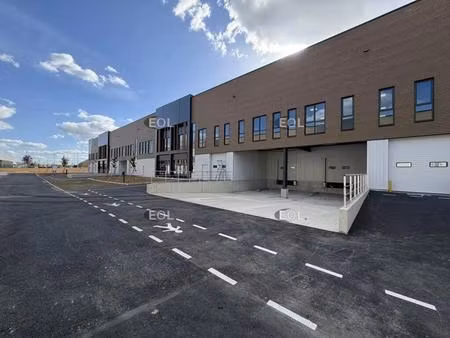 location local d’activités wissous 91320 637m² à 3884m²
