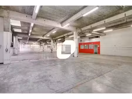 location entrepôt aubervilliers 93300 1400m²