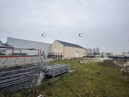 location entrepôt 296 m²