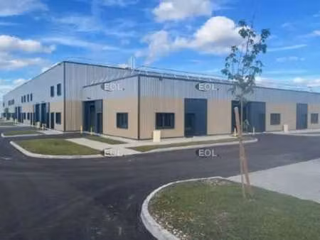 location local d'activités 2 848 m²