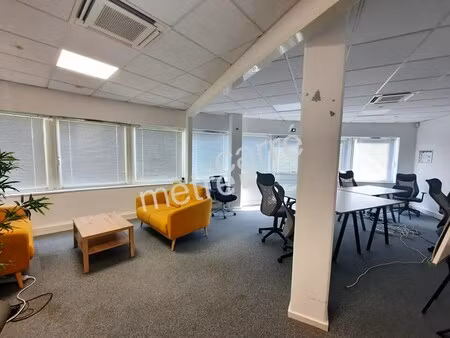 location bureaux 426 m²