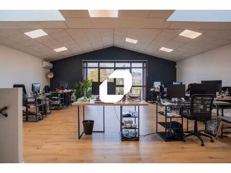 location bureaux 230 m²