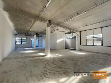 location bureaux 178 m² à 362 m²