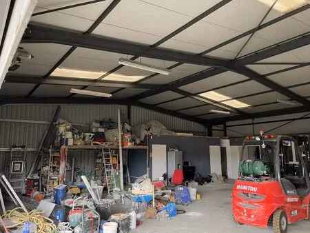 location entrepôt 188 m²