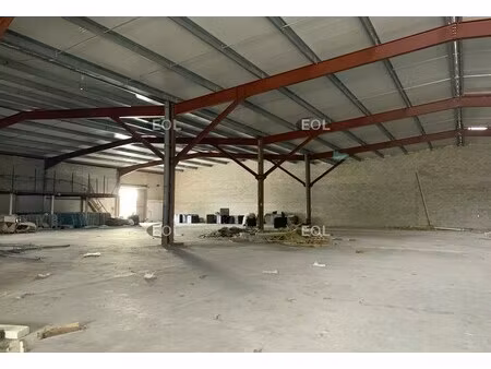 location entrepôt 3 237 m²