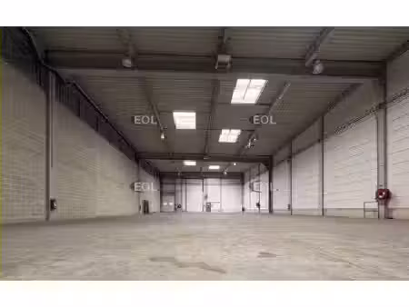 location entrepôt lieusaint 77127 1418m² à 1720m²