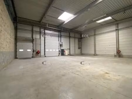 location entrepôt lieusaint 77127 1720m²