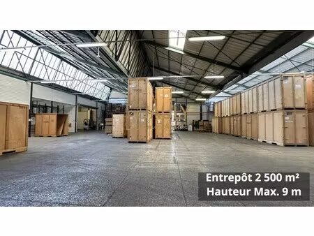 location entrepôt 2 500 m²