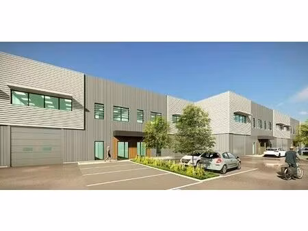 location local d'activités 339 m² à 2 768 m²