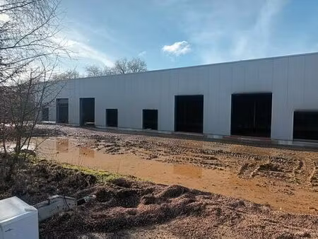 location local d’activités la rue saint pierre 76690 120m² à 720m²