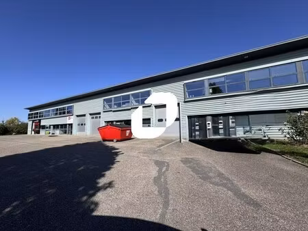 location local d’activités niederhausbergen 67207 284m²