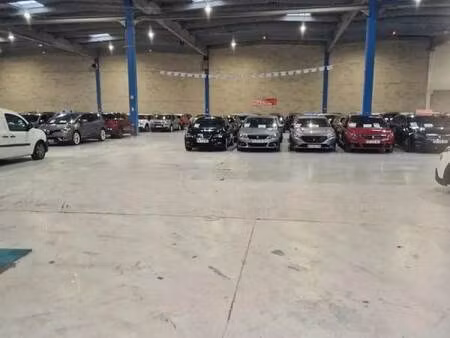 location local d'activités 3 162 m²