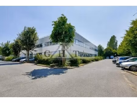 location entrepôt roissy en france 95700 394m²