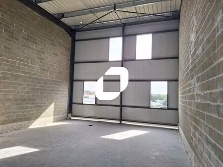 location local d’activités artigues pres bordeaux 33370 83m² à 236m²