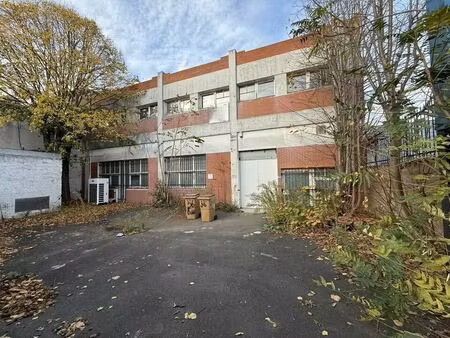 location local d’activités aubervilliers 93300 1400m²