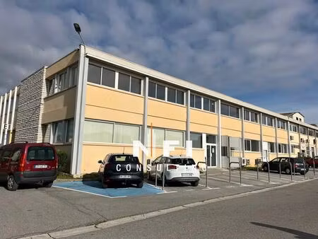 location local d’activités biot 06410 153m²