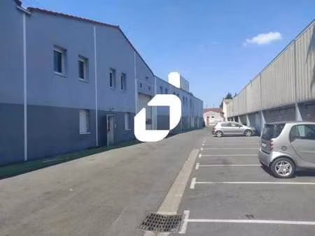 location local d'activités 453 m² à 2 034 m²