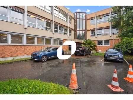 location local d'activités 115 m² à 503 m²