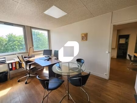 location local d’activités le chesnay 78150 48m² à 314m²