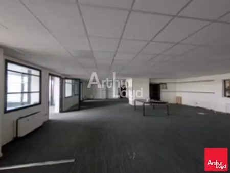 location local d’activités saint barthelemy d anjou 49124 6100m²