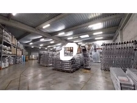 location local d’activités saint jean de vedas 34430 1073m²