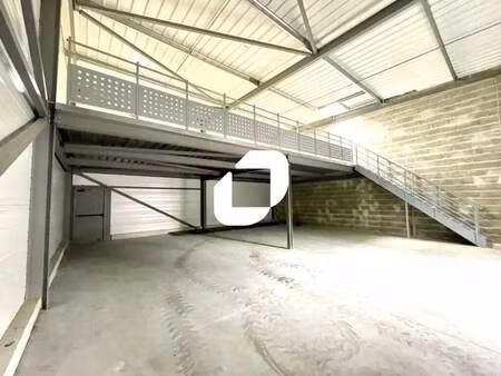 location local d’activités salaunes 33160 201m² à 402m²
