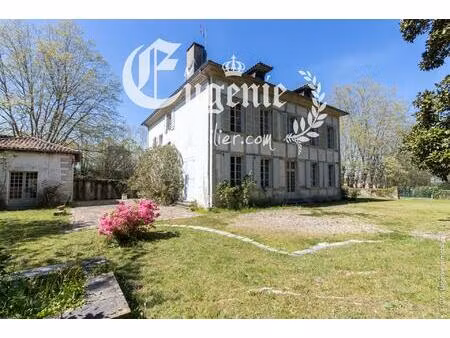 maison de maitre du xviiie siècle de 350m²+dépendances+orangerie