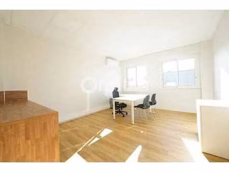 location bureaux 42 m²