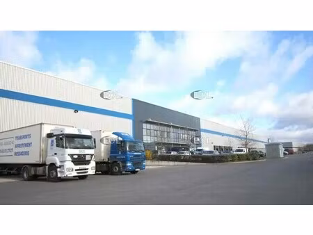 location entrepôt bretigny sur orge 91220 15496m²