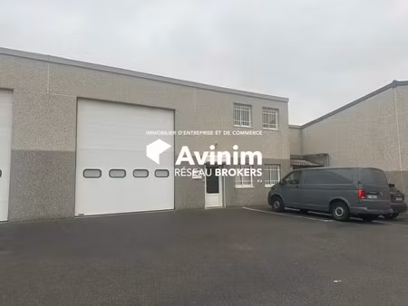 location entrepôt 416 m²
