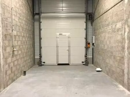 location local d'activités 15 m²