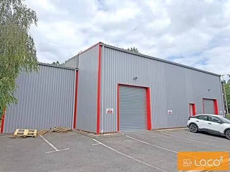 location local d'activités 505 m²