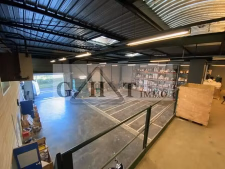 location bureaux 751 m²