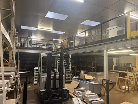 location bureaux 564 m²