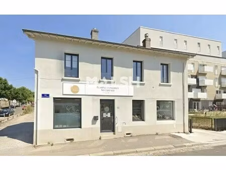 location bureaux 90 m²