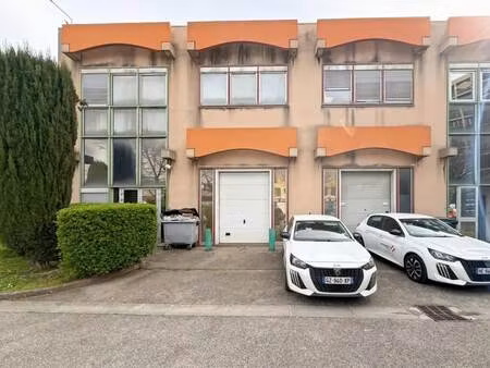 location bureaux 724 m²