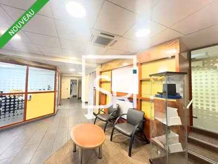 location bureaux 218 m²